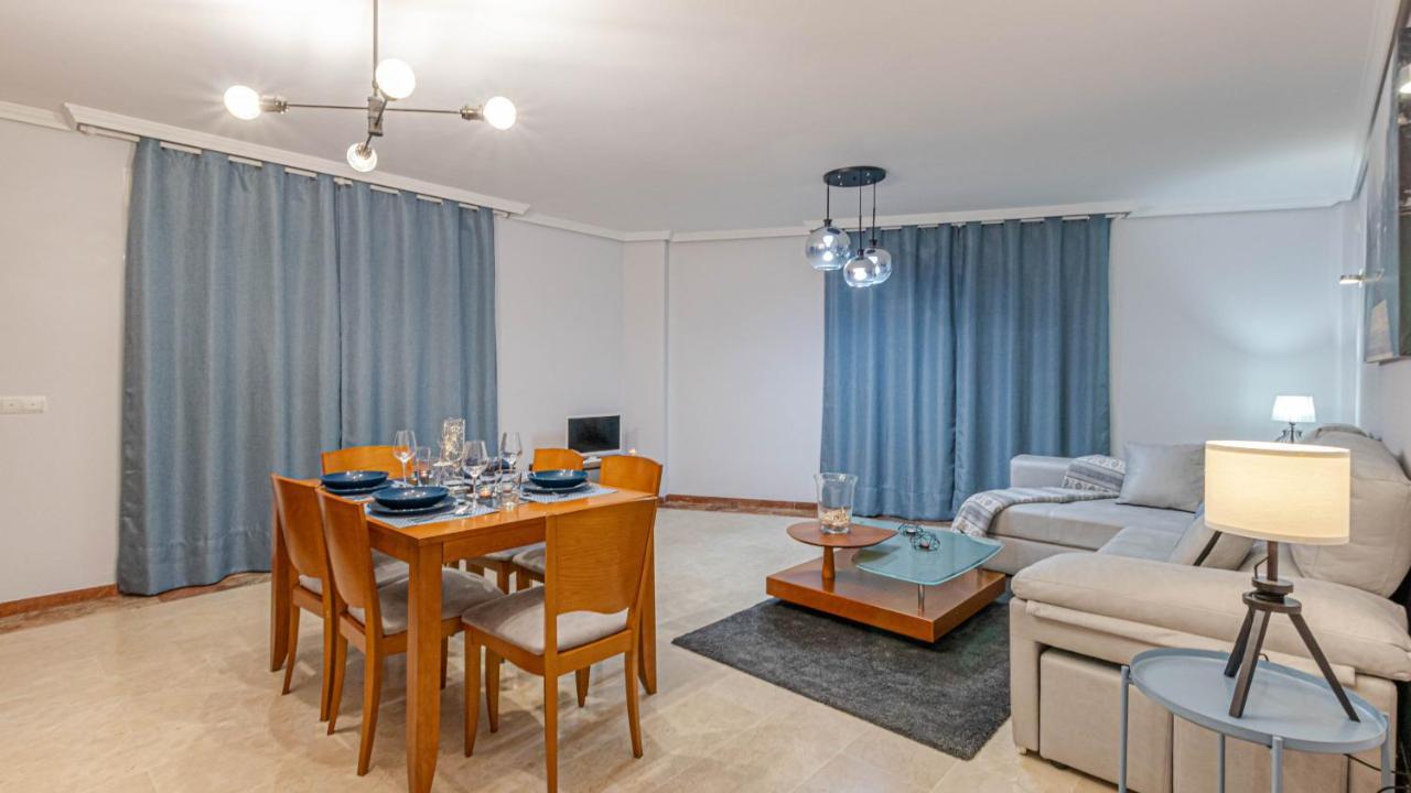 797 Holiday Rentals- Piso Con Amplia Terraza A Solo 1 Min De La Playa Benalmádena Dış mekan fotoğraf