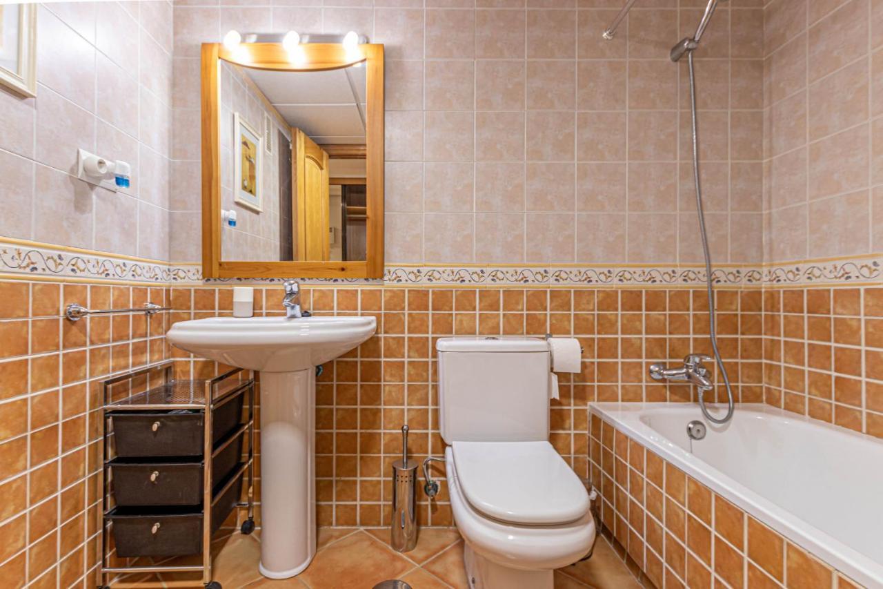 797 Holiday Rentals- Piso Con Amplia Terraza A Solo 1 Min De La Playa Benalmádena Dış mekan fotoğraf