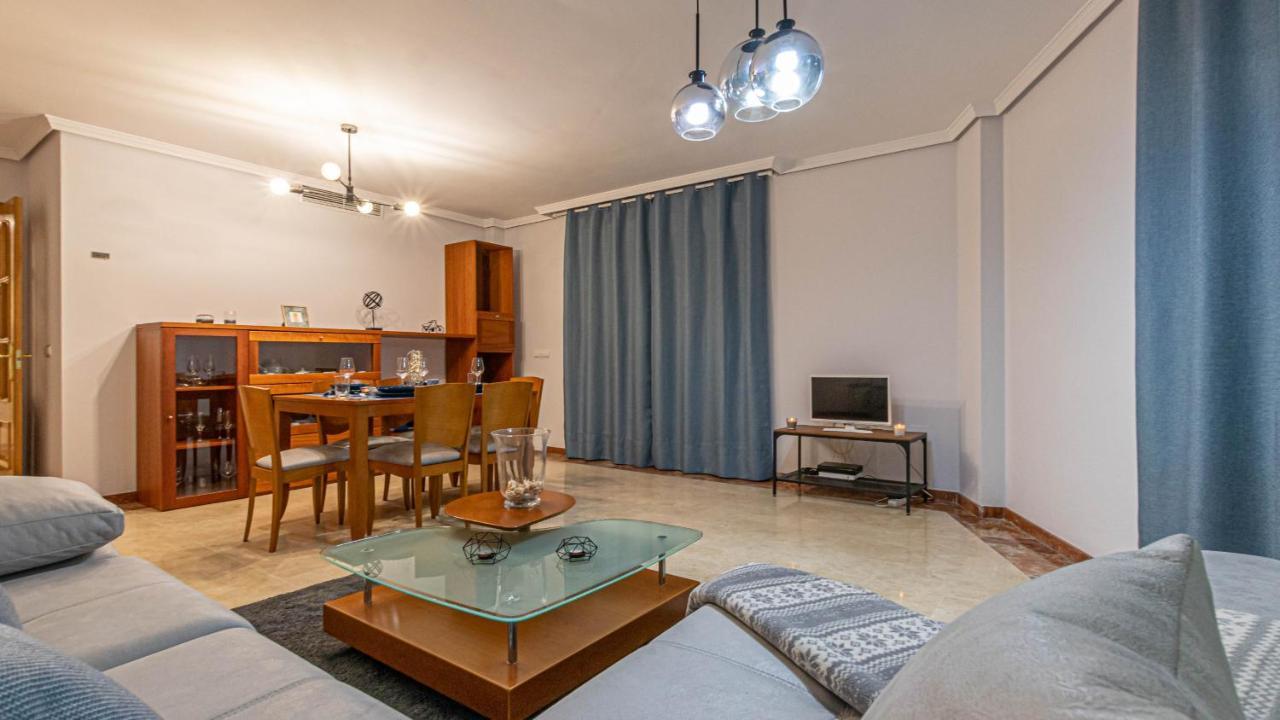 797 Holiday Rentals- Piso Con Amplia Terraza A Solo 1 Min De La Playa Benalmádena Dış mekan fotoğraf