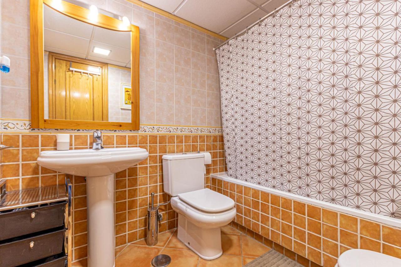 797 Holiday Rentals- Piso Con Amplia Terraza A Solo 1 Min De La Playa Benalmádena Dış mekan fotoğraf